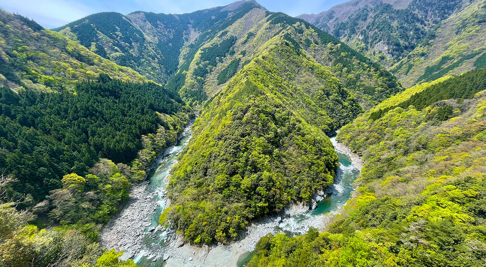 大歩危祖谷温泉郷 美しい雄大な自然